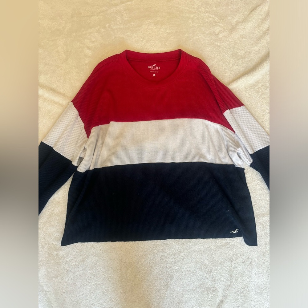 red white and blue Hollister knitted sweater/tee